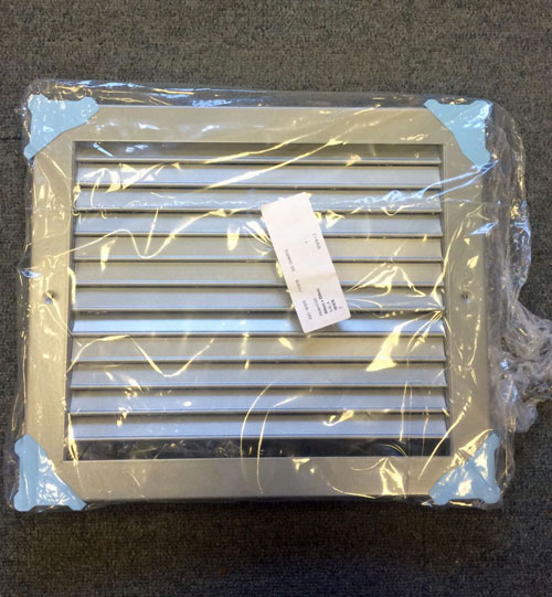 Single Deflection Grille 300mm x 250mm in Silver